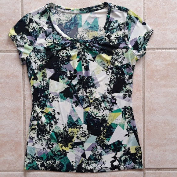 Worthington Tops - Worthington scoop neck top